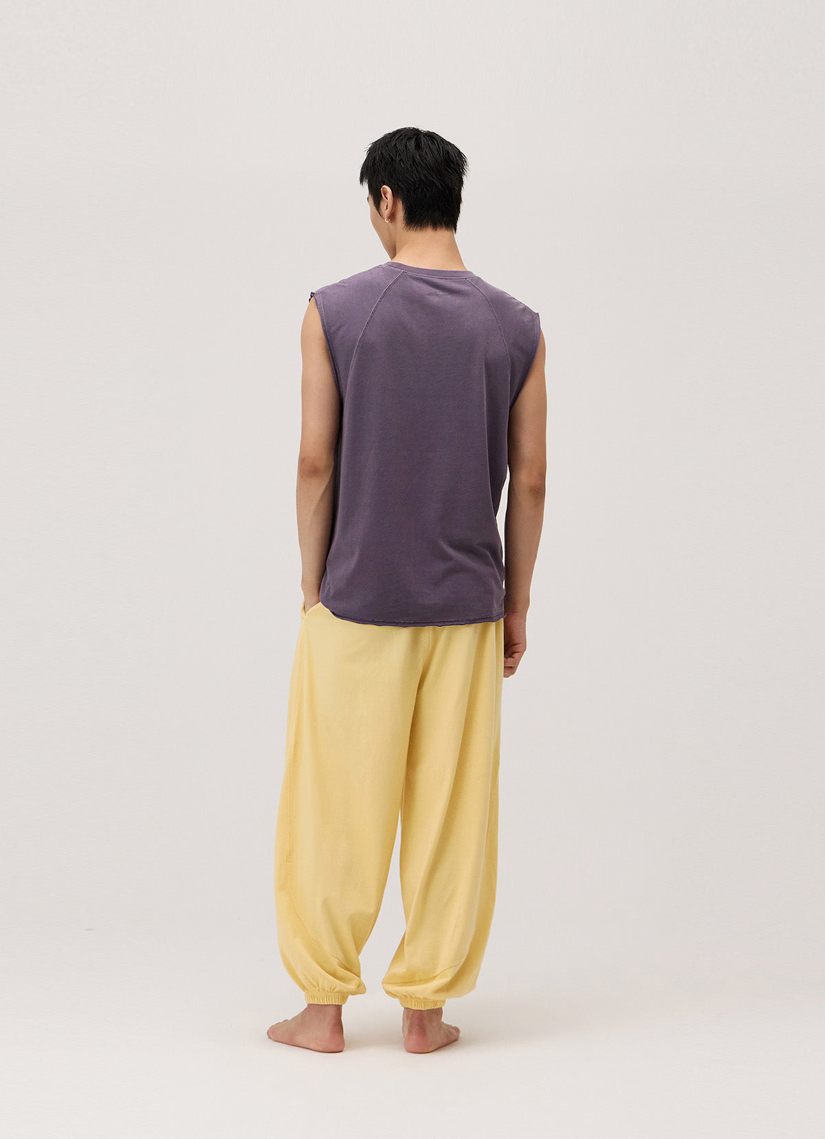 Diagonal jogger pants (Unisex)_Sunlight