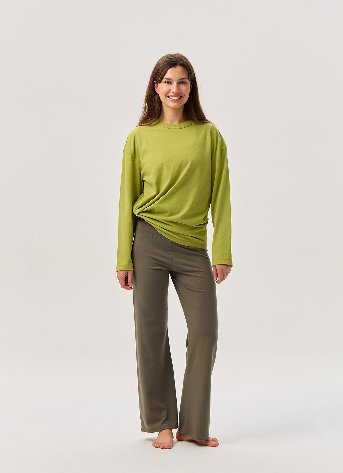 Small pocket long sleeve (Unisex)_Split Pea
