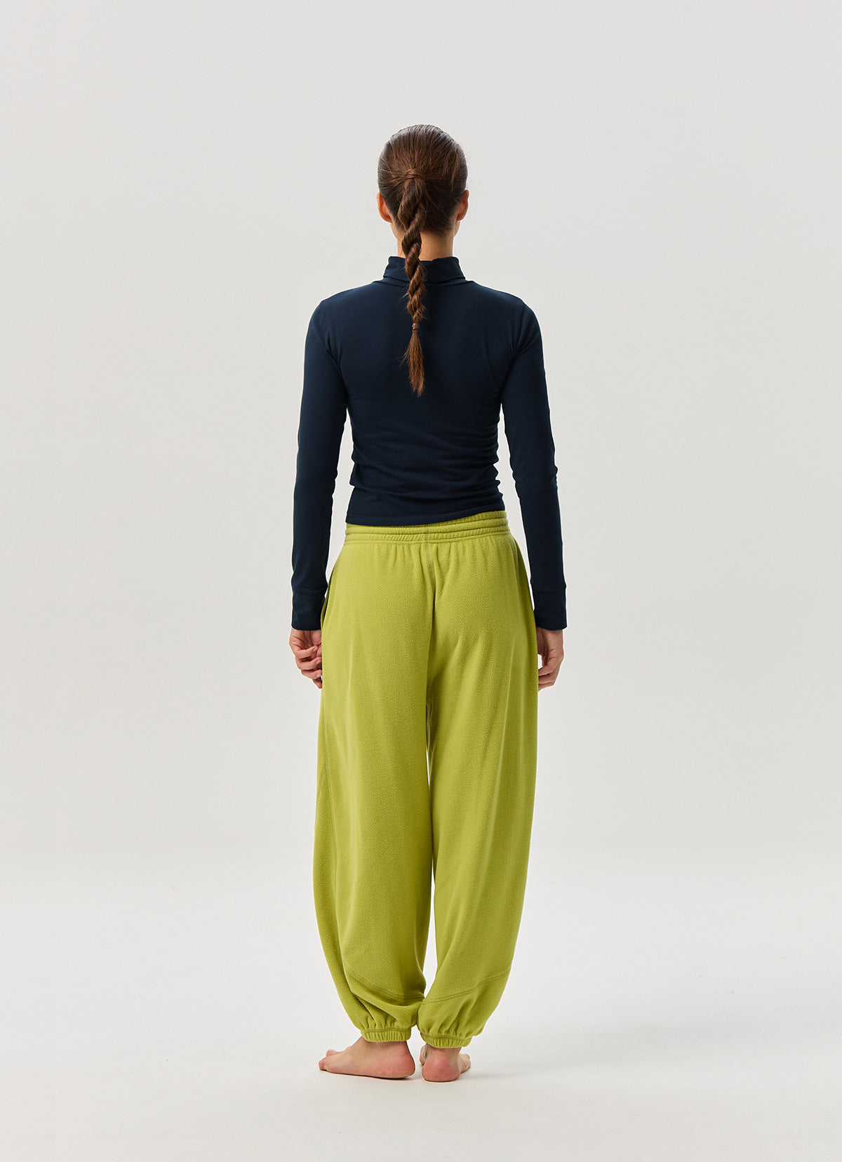 Diagonal jogger pants (Fleece ver.) (Unisex)_Split Pea