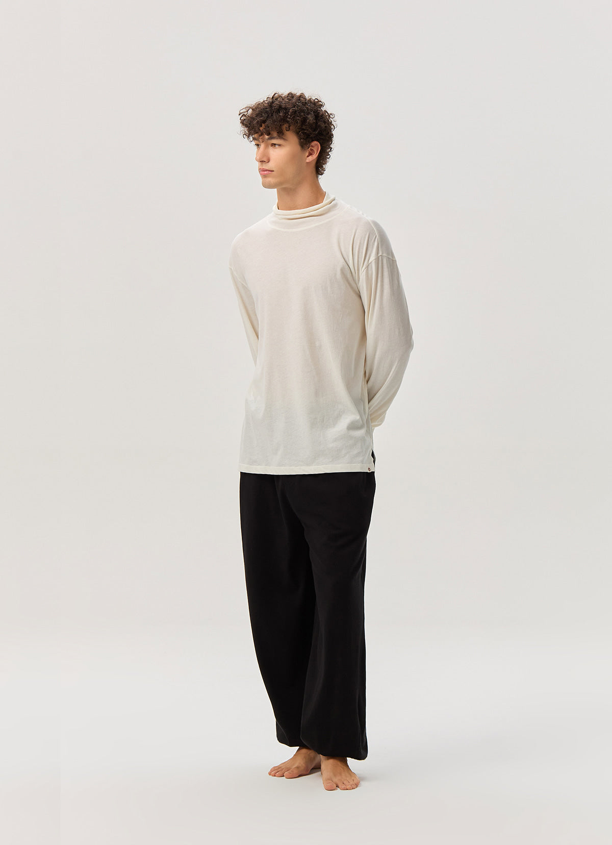 Nabhas long sleeve (Unisex)_Tofu