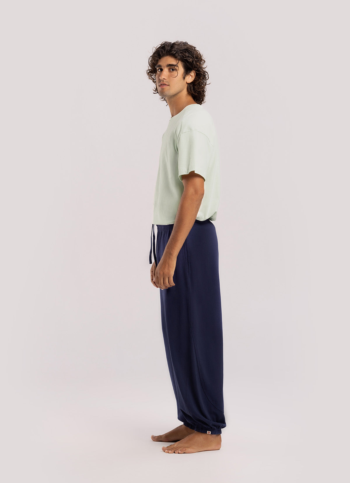 Diagonal jogger pants (For Men)_Navy
