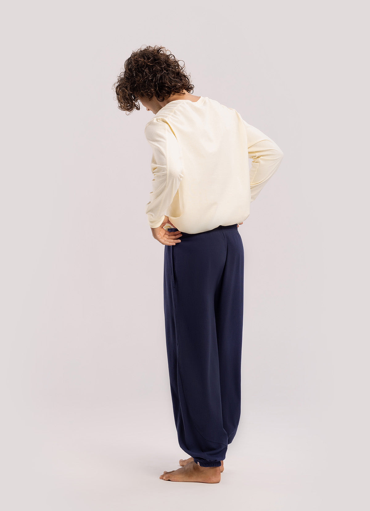 Diagonal jogger pants (For Men)_Navy