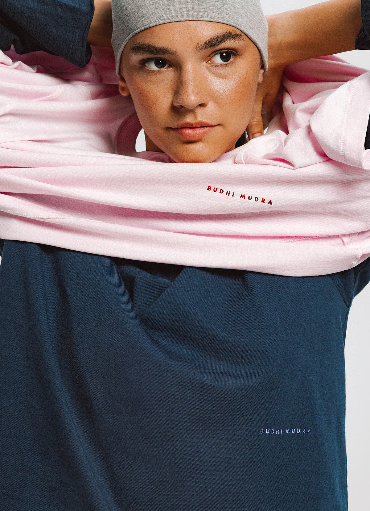 BM logo T (Unisex)_Light Pink